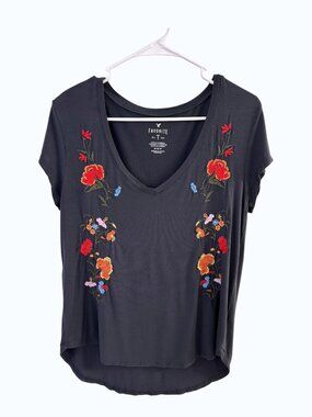 American Eagle Gray Colorful Floral Embroidered V-Neck Top Dolphin Hem Medium